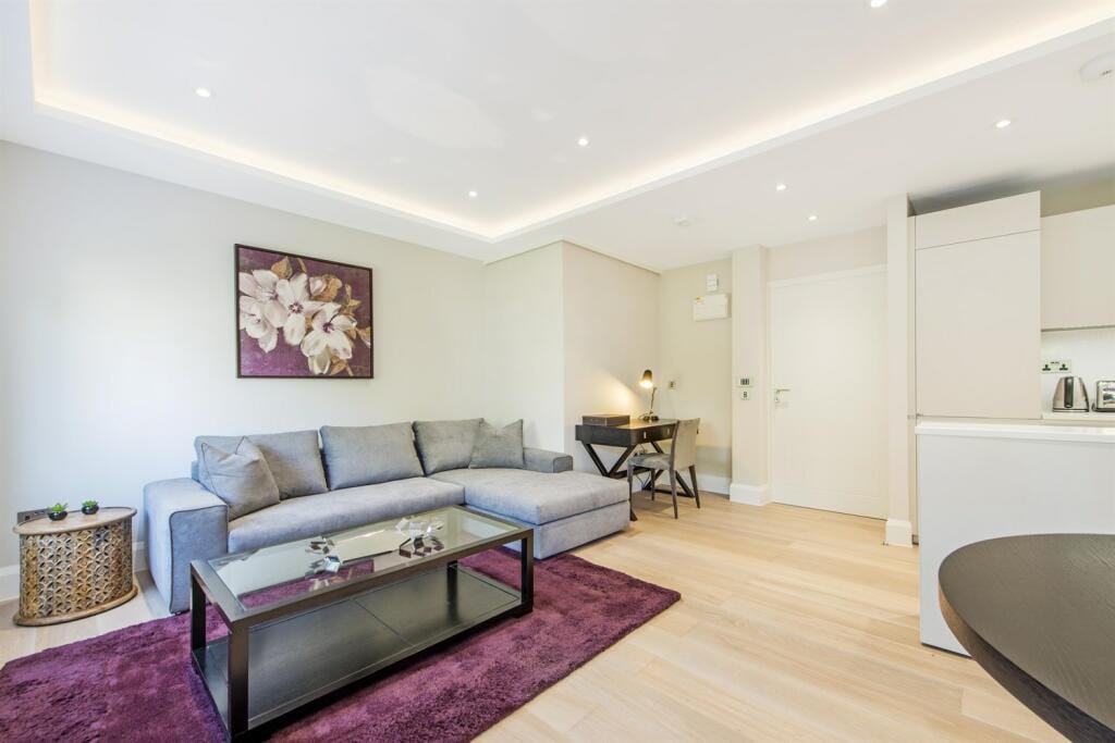 Bayswater Apartments