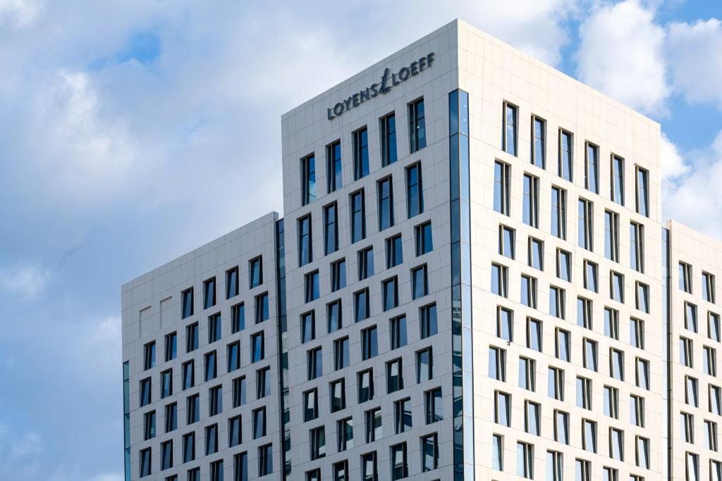 Premier Apartments