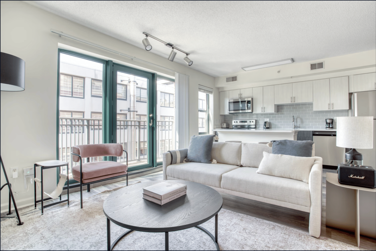 Thomas Circle Apt