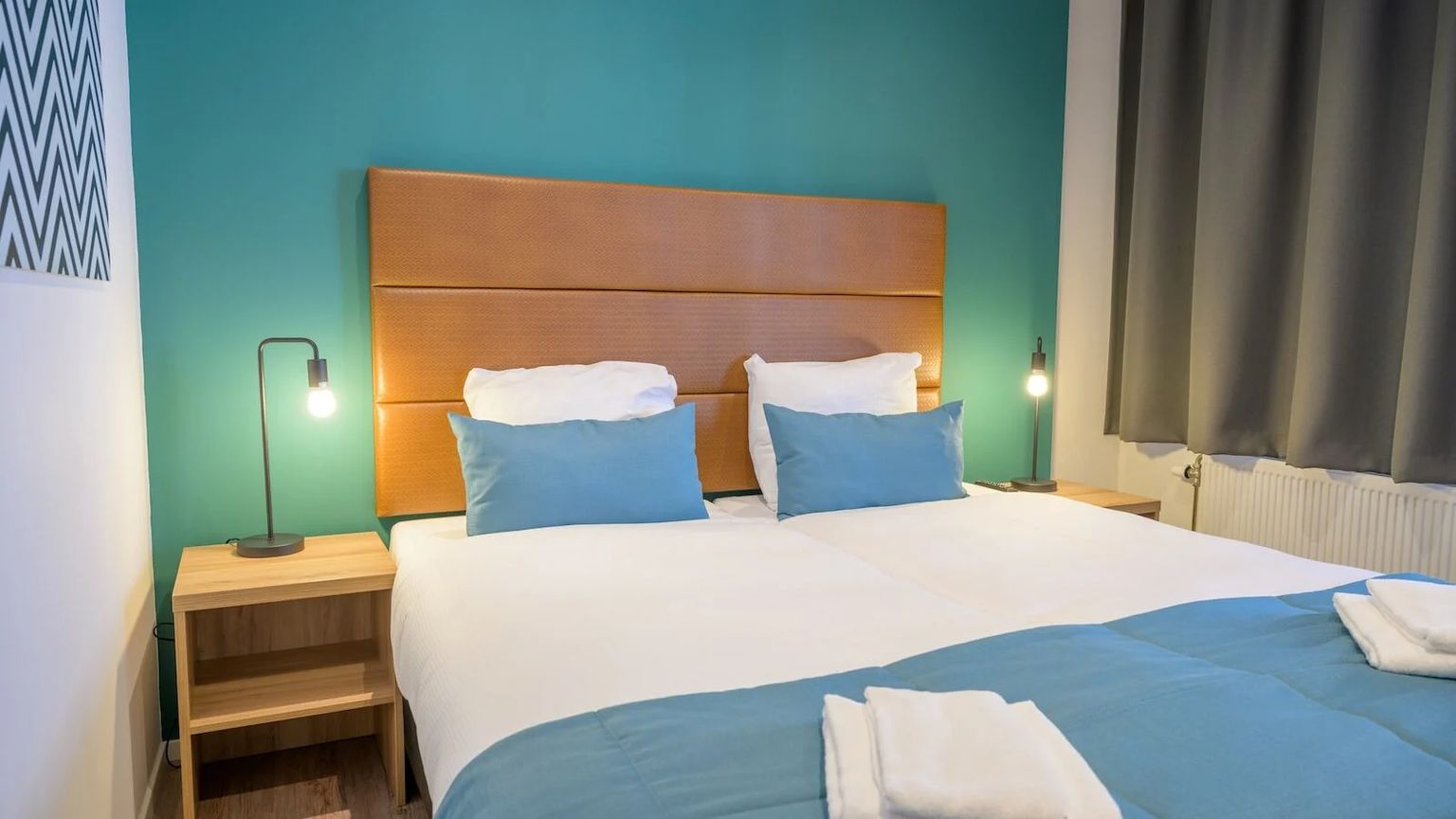 Flonk Groningen Hotel & Apartments