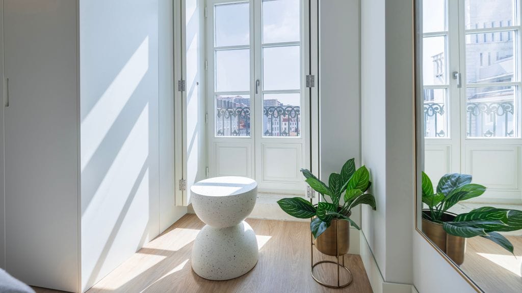 2BDR Apartment - image 4