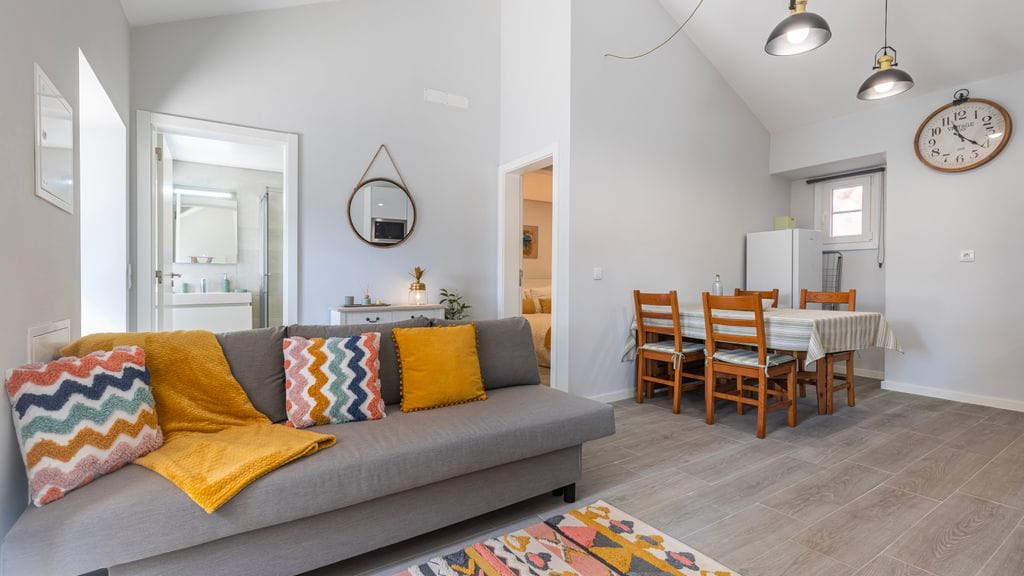One Bedroom Apartment - image 2
