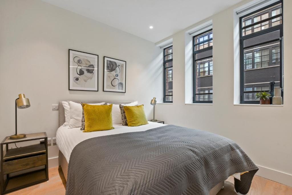 One Bedroom - image 2