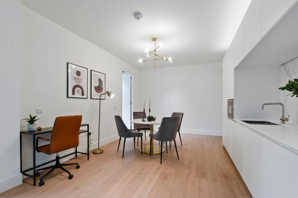 2 Bedroom Apartment - image 2