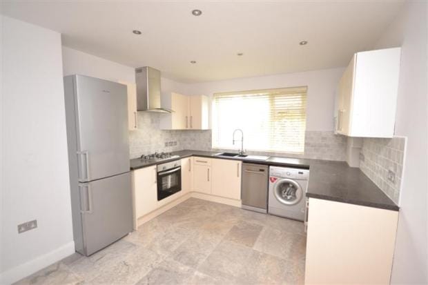 Two Bedroom Maisonette - image 1