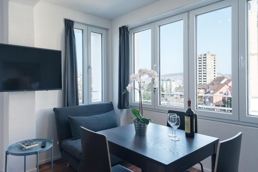 One Bedroom - image 3