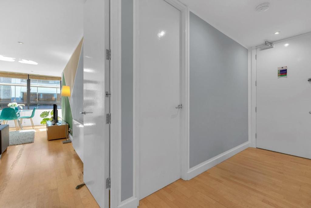 One Bedroom Apartment - image 3