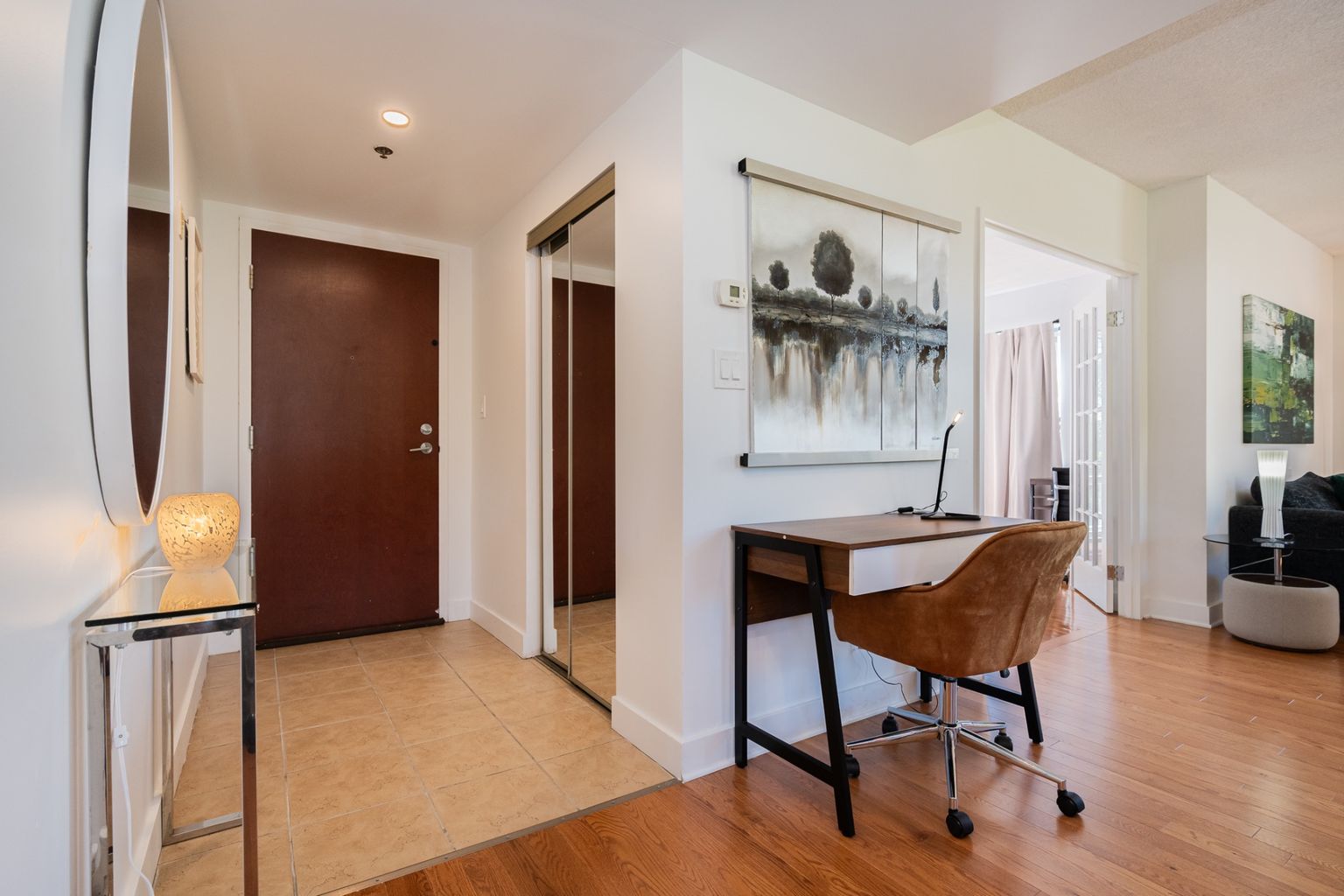 Three Bedroom Apartment - image 4