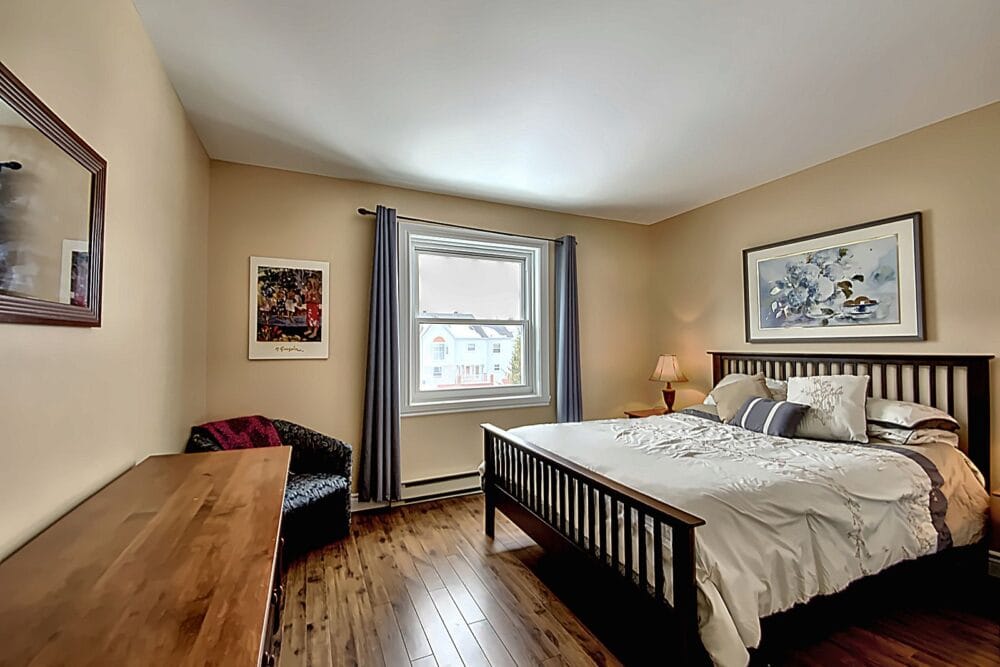 1 Bedroom Condo - image 4