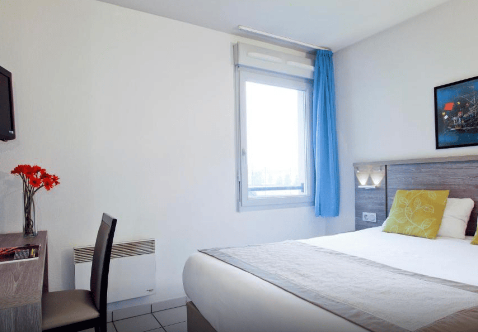 One Bedroom Apartment - image 1