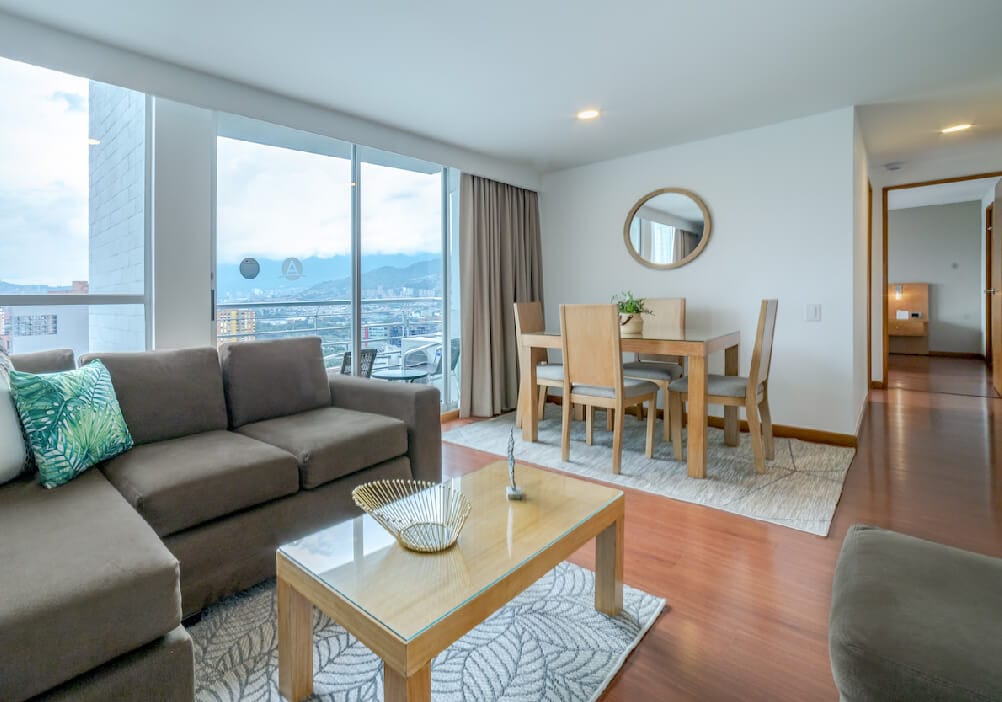 Superior Two-Bedroom Apartment - image 2