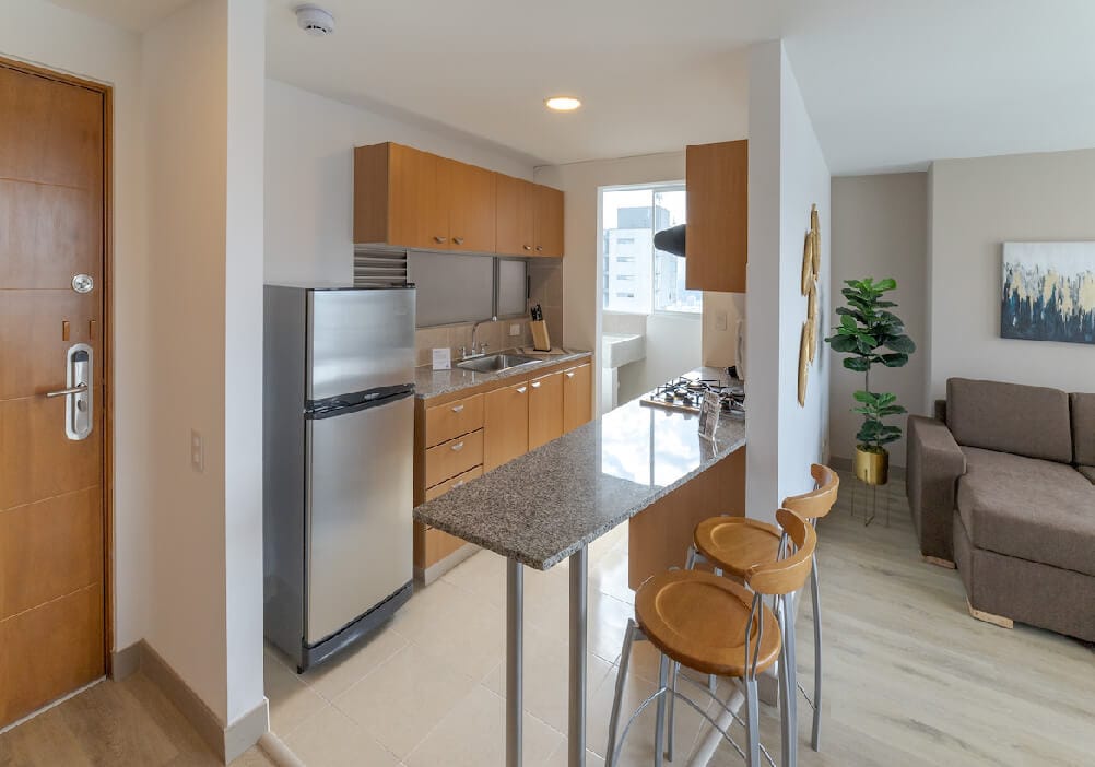 Two-Bedroom Deluxe Apartment - image 3