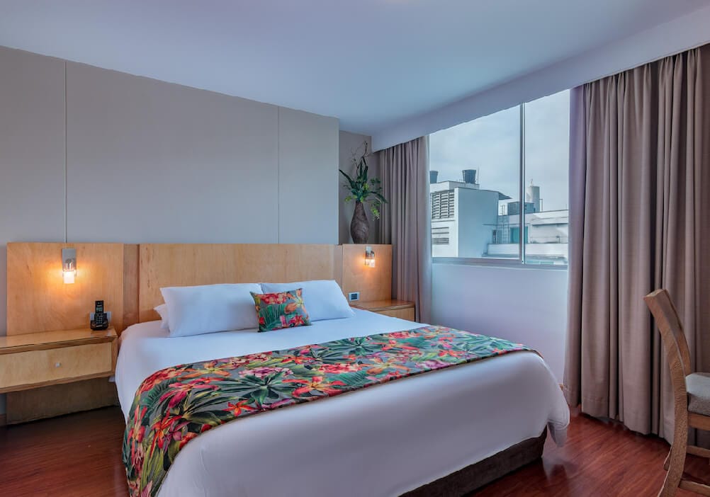 One-Bedroom Premium Apartment - image 5