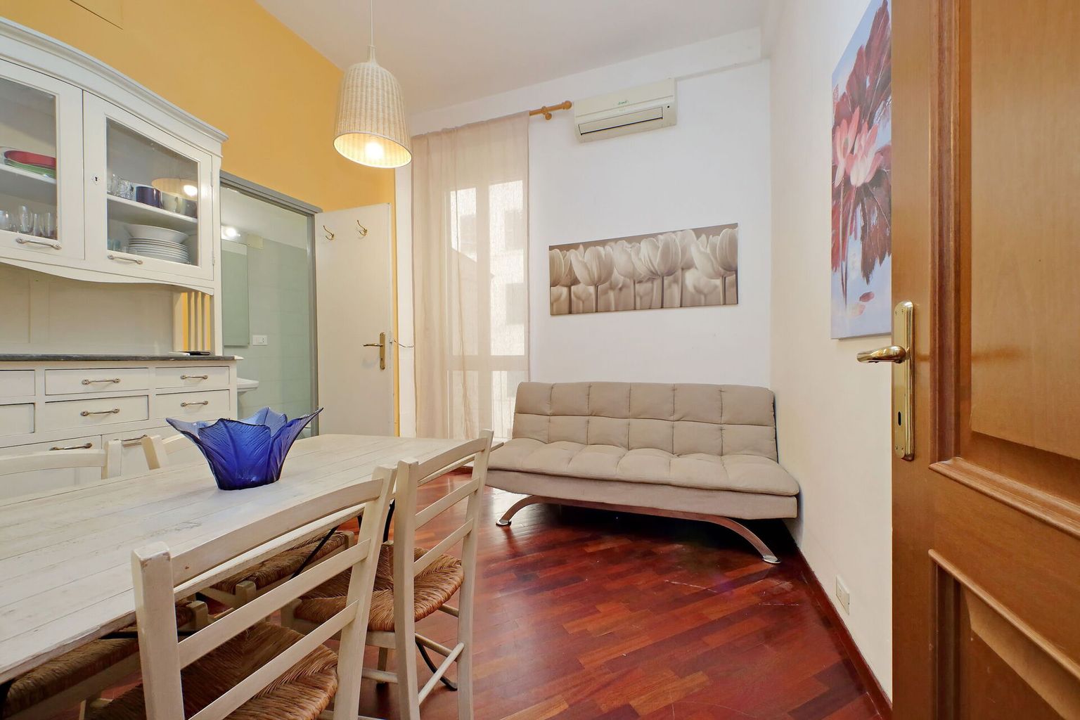 Aleardi Apartment
