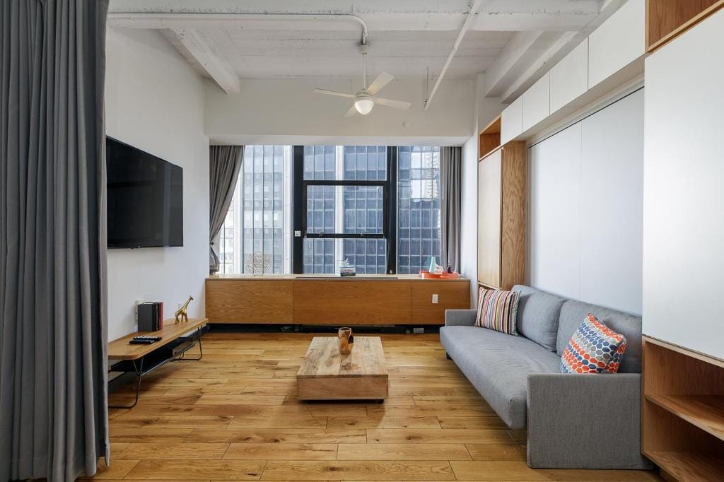 One-Bedroom Plus Apartment - image 3