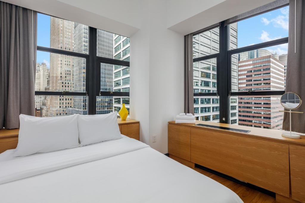 Two-Bedroom Gourmet Apartment - image 2