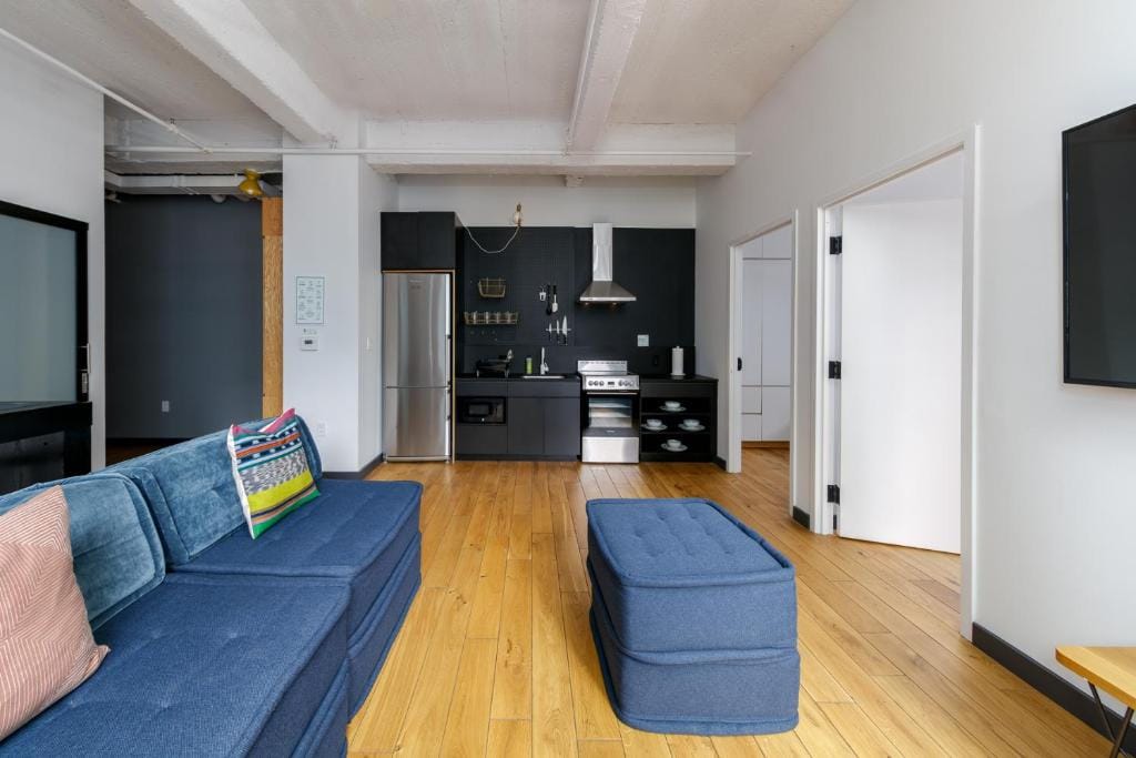 Two-Bedroom Gourmet Apartment - image 5