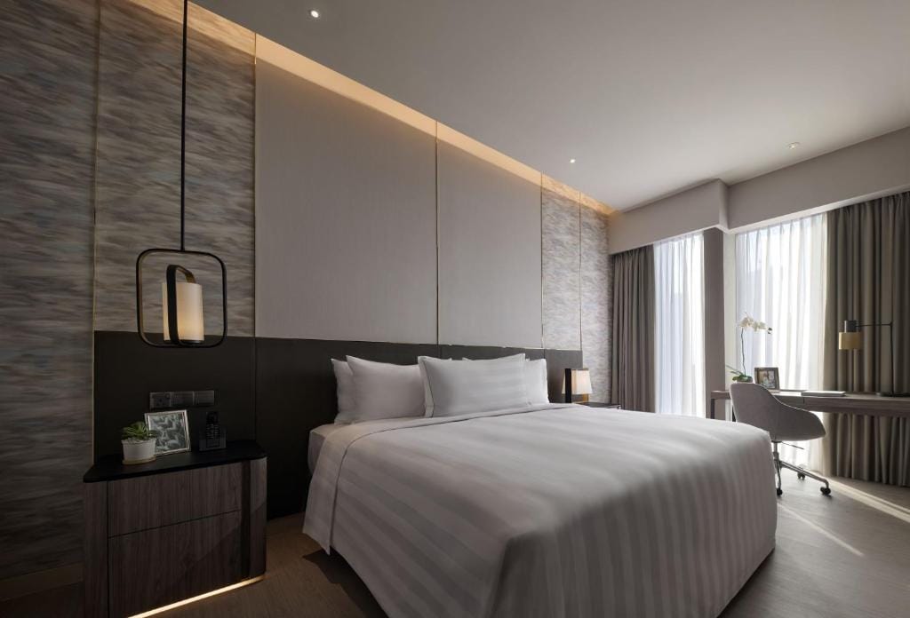 One Bedroom Deluxe - image 1