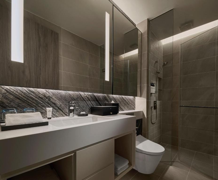 Two Bedroom Deluxe - image 1