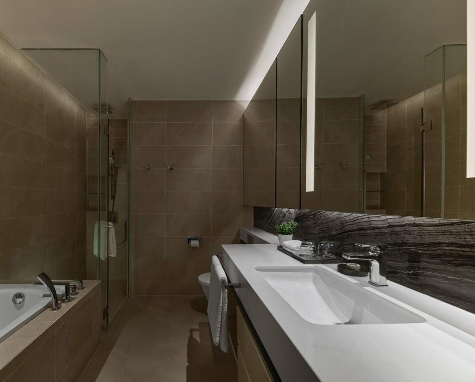 Two Bedroom Deluxe - image 4
