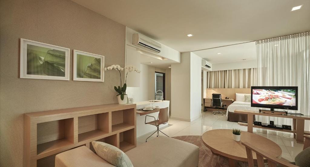 Studio Suite - image 3