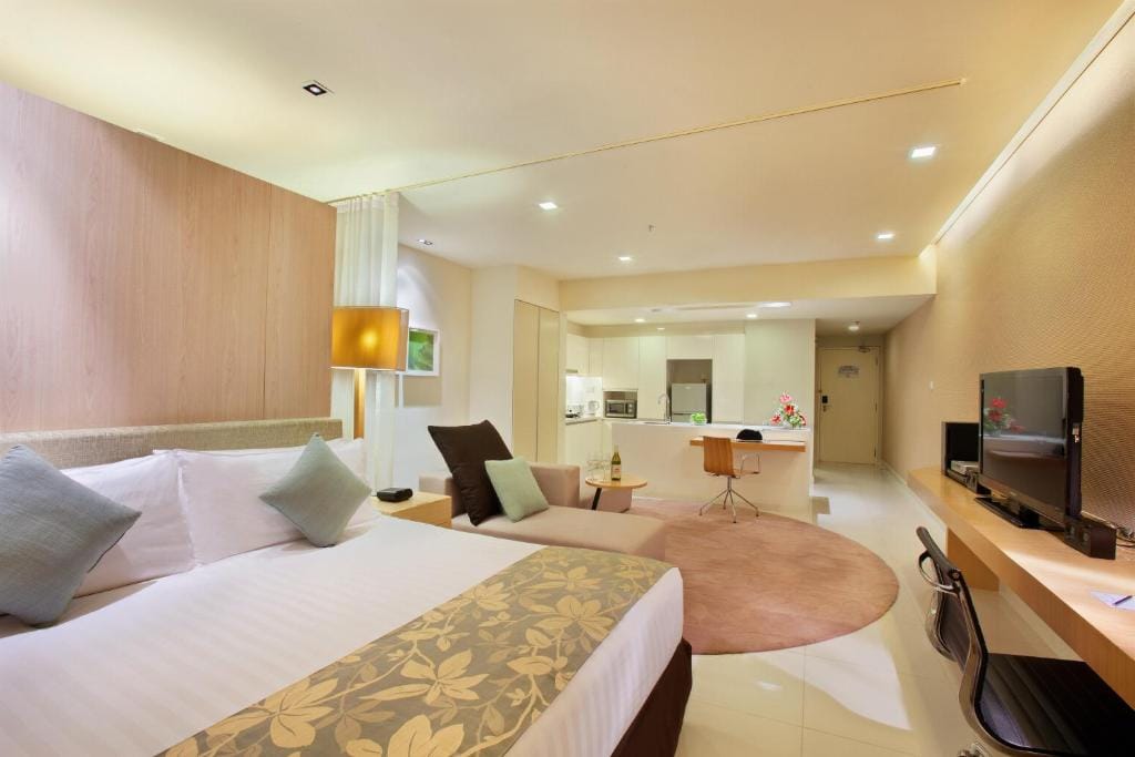 Studio Suite - image 5
