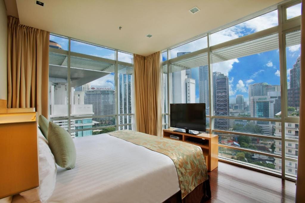 Two Bedroom Suite - image 2