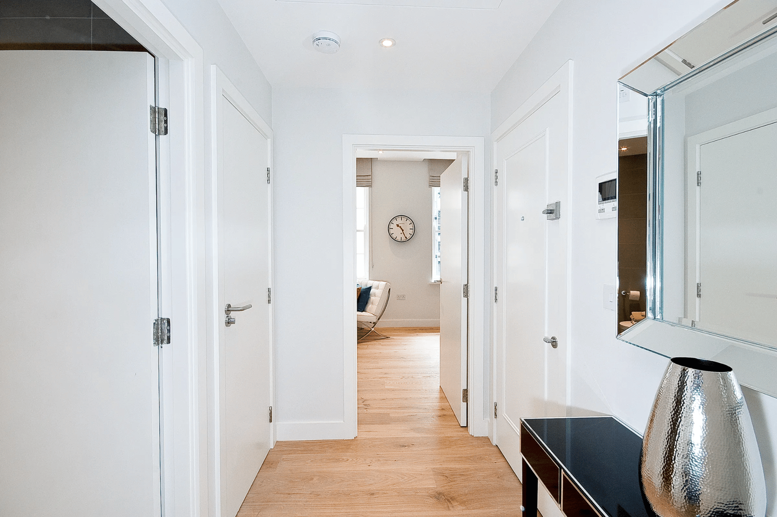 Two Bedroom Apartment - image 3