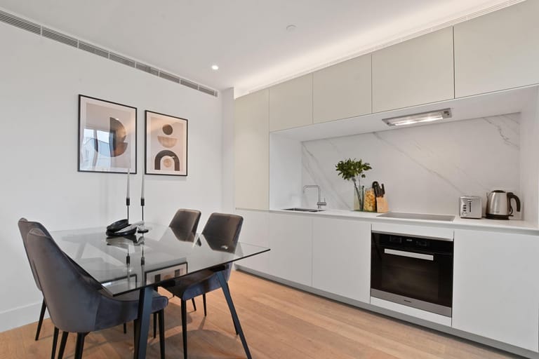 Whitfield Street Apartments detail view 4
