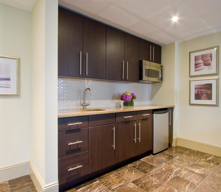 Central Park Luxury Apartments detail view 4