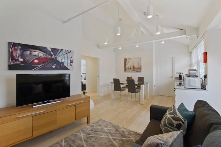 West Street Apartments - image 1