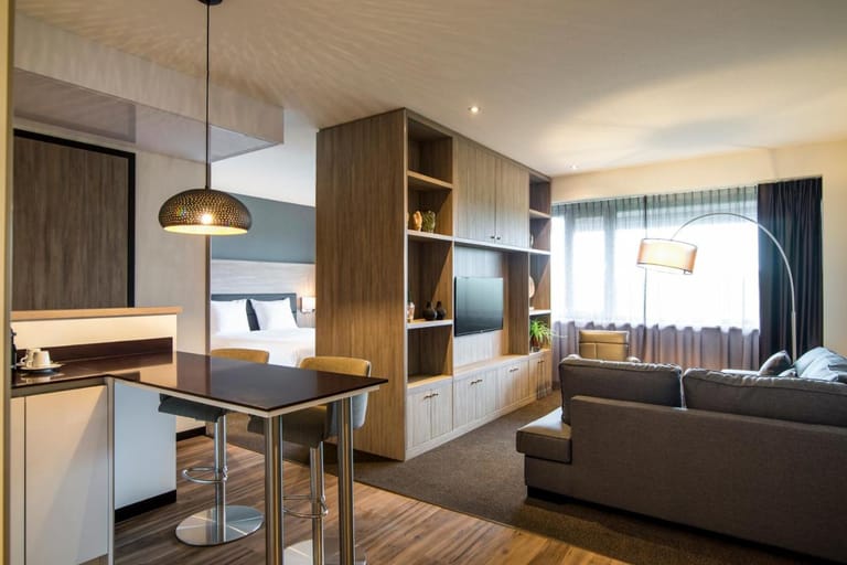 City South Apartments - image 1