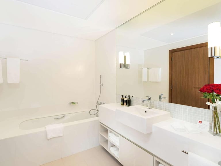 Al Bustan Apartments detail view 4