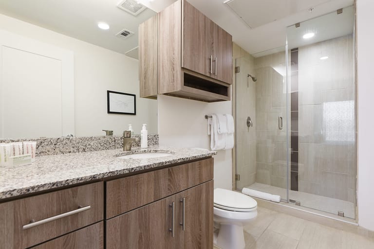 The Lodge Apartments - image 1