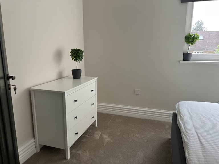 Hendon Apartments - photo 1