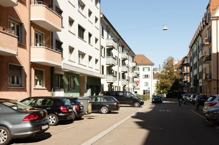 Elsastrasse Apartments detail view 1