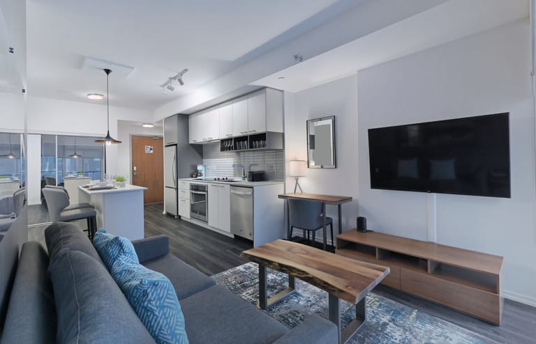 Livmore Apartments - image 1