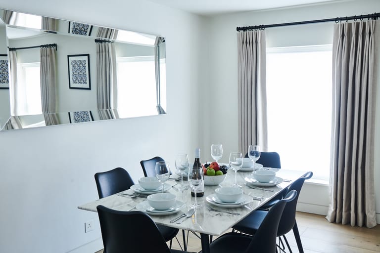 Residence Luxury Apartments detail view 4