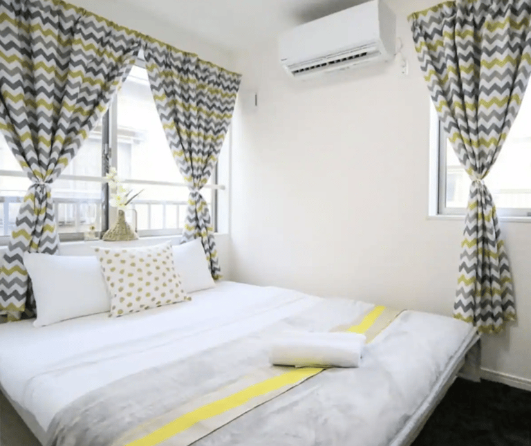 Emperor Apartments - image 1