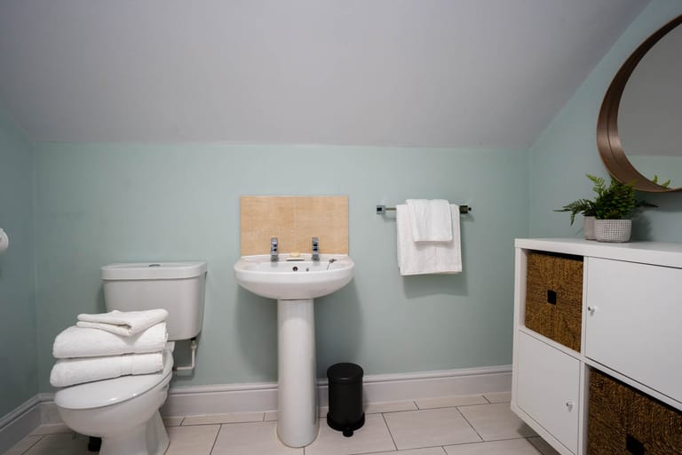 Worcester Town House - image 1