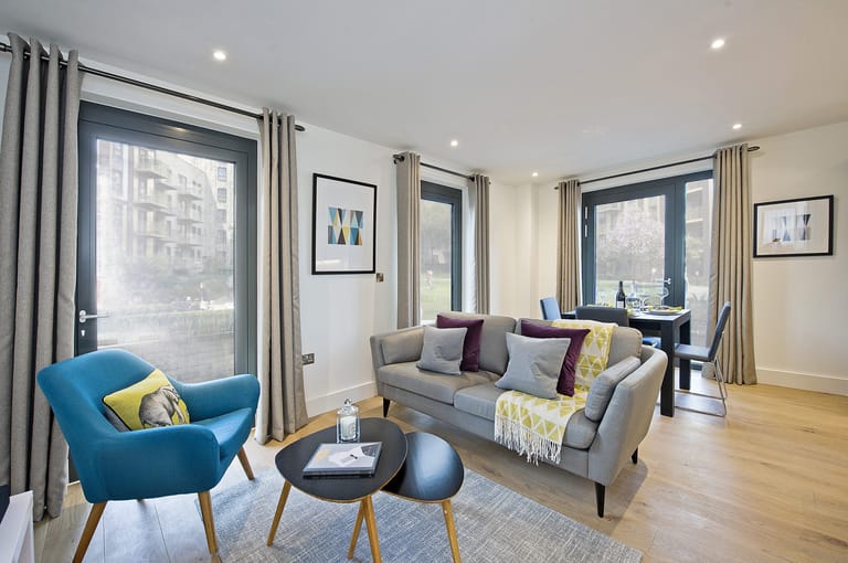 Exhibition Apartments - image 1