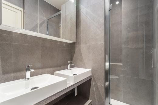 Rue Faraday 2 Bedroom Apartment detail view 1