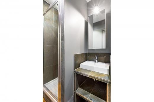 Saint Ferdinand Apartment - image 1