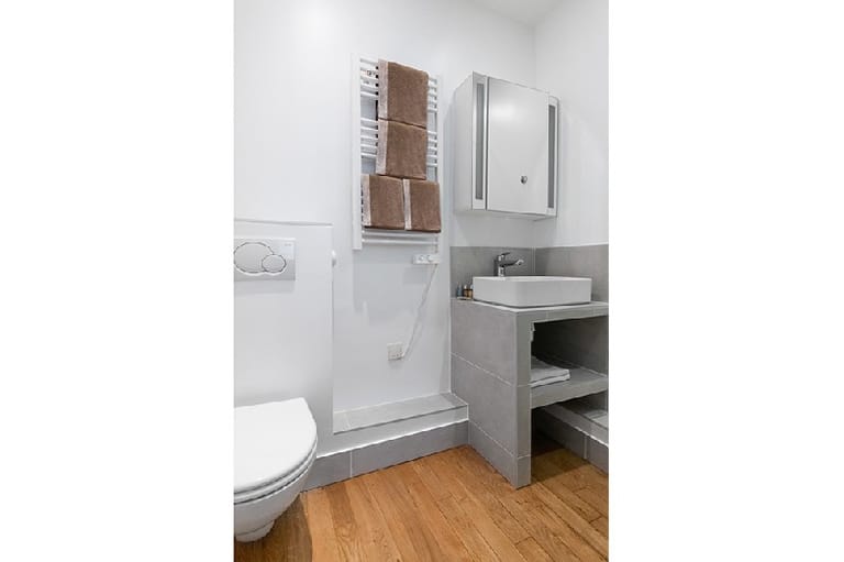 Rue de Courcelles Apartment detail view 1