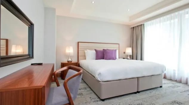 Maida Vale Apartments - image 1