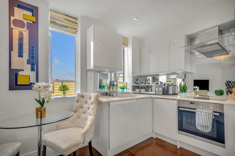 Chelsea Serviced Apartments detail view 1