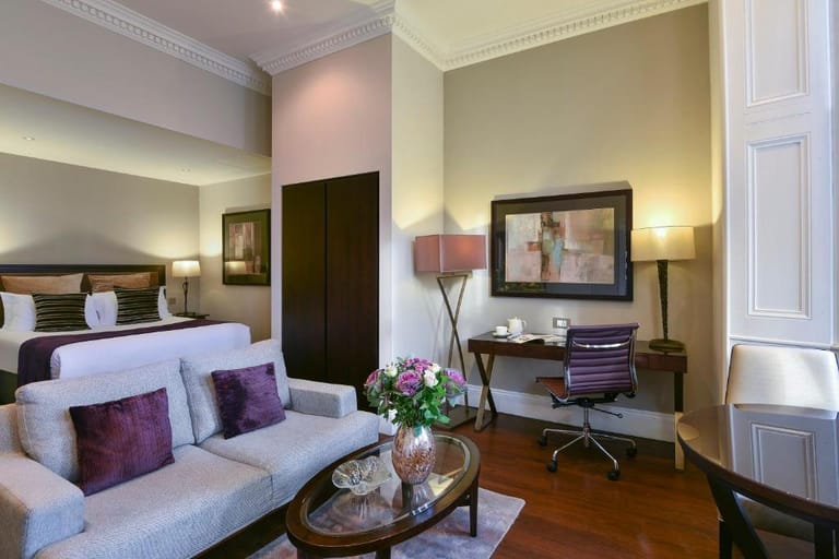 Fraser Apartments Kensington - image 1