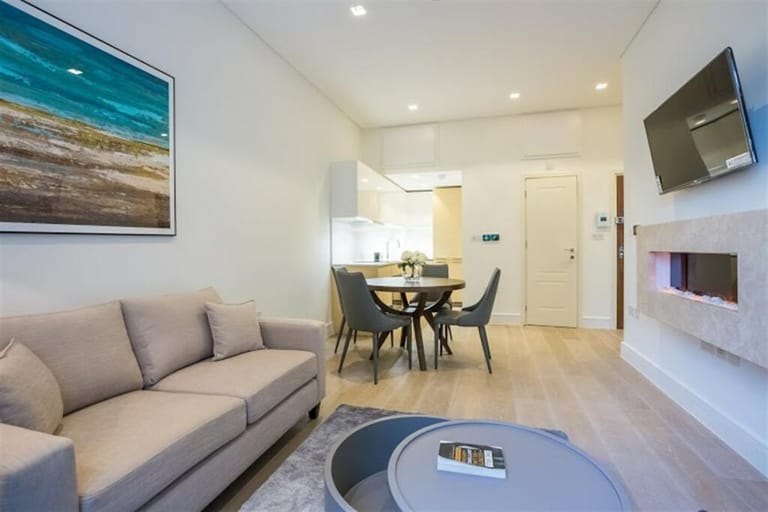 Prince's Square Apartment detail view 3