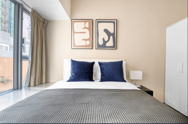 Centre Point Apartment detail view 3