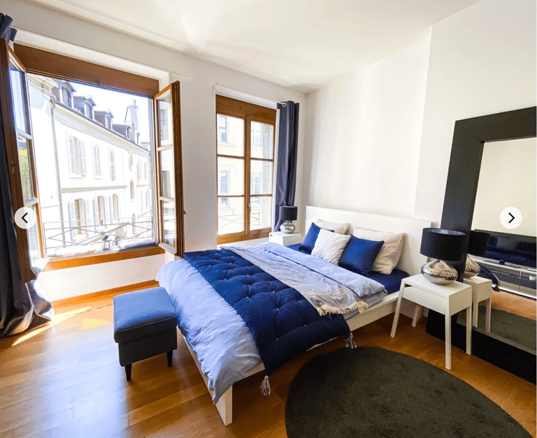 Old Town Studio Apartment - image 1